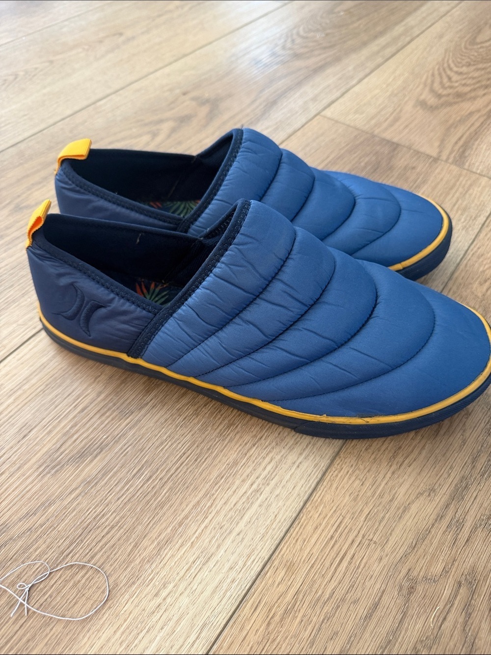 Hurley Men’s Puff Chukka Slippers Size 12
